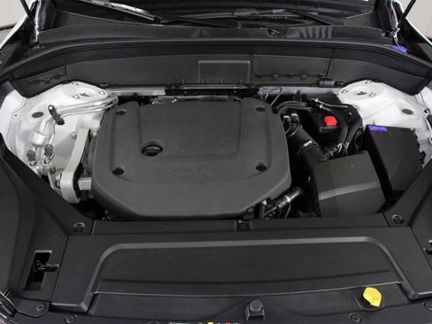 New 2026 Volvo XC90 B6 Ultra w/ Protection Package image 12