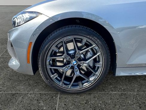 Used 2025 BMW 330i Sedan w/ Convenience Package RWD image 14