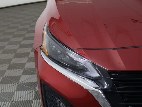 Used 2024 Nissan Altima 2.5 SL image 14