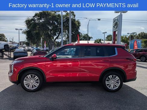 Used 2024 Mitsubishi Outlander ES FWD image 7