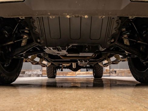 Used 2018 Chevrolet Silverado 1500 LT w/ All Star Edition image 15