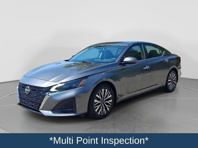 Used 2023 Nissan Altima 2.5 SV FWD image 4