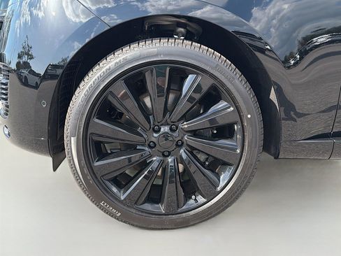 New 2026 Land Rover Range Rover SV image 42