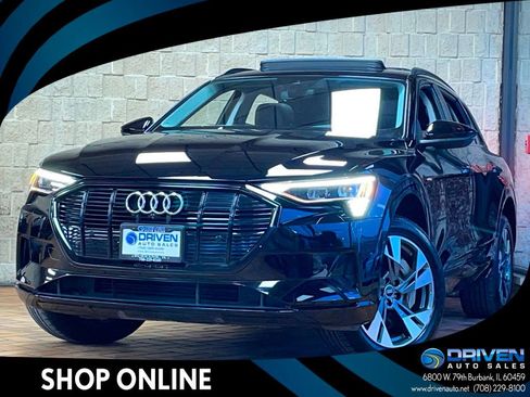 Used 2021 Audi e-tron Premium w/ Convenience Plus Package image 1