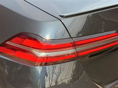 Used 2026 BMW M5 w/ Executive Package AWD/4WD image 21