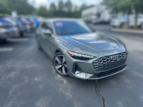 Used 2025 Audi A5 2.0T Premium Plus w/ Premium Plus AWD/4WD image 11