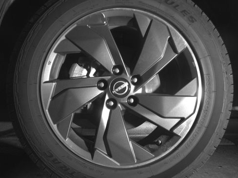 Used 2025 Nissan Rogue SV FWD image 12