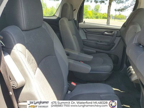Used 2013 GMC Acadia SLE FWD image 26