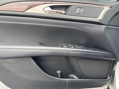 Used 2017 Lincoln MKZ Select FWD image 43