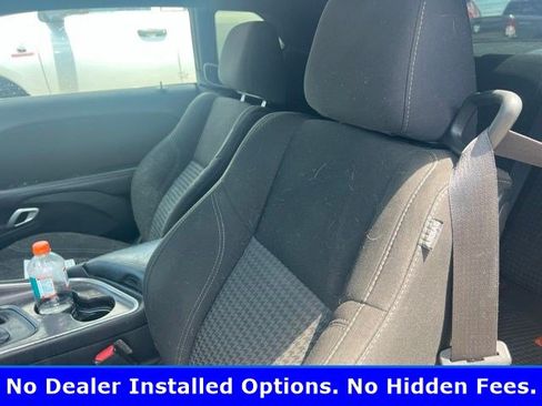 Used 2021 Dodge Challenger SXT RWD image 5
