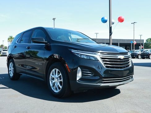 Used 2024 Chevrolet Equinox LT FWD image 3