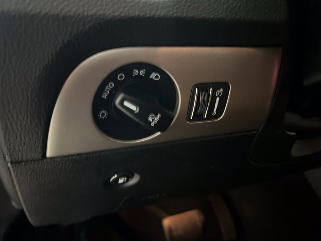 Used 2019 Dodge Durango SXT AWD/4WD image 47