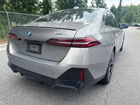 Used 2026 BMW i5 eDrive40 w/ M Sport Package AWD/4WD image 13