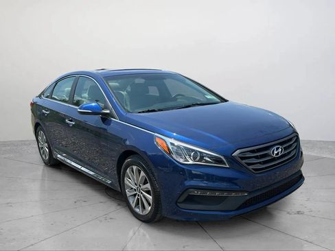 Used 2017 Hyundai Sonata Sport w/ Value Edition Package 02 FWD image 9