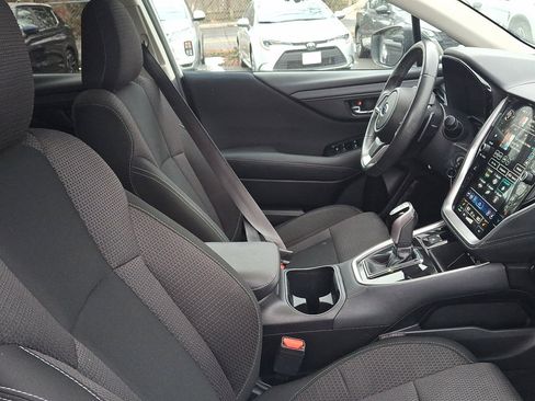 Used 2024 Subaru Outback Premium image 11