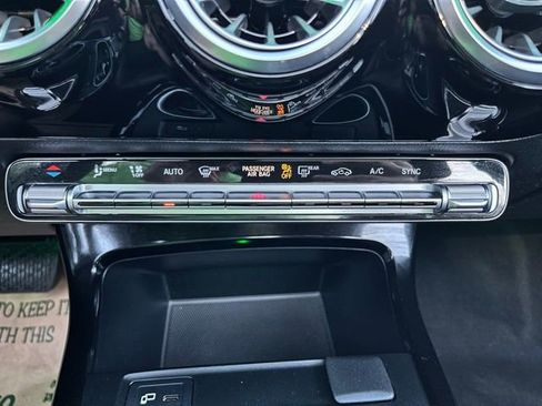 Used 2022 Mercedes-Benz A 220 4MATIC image 34