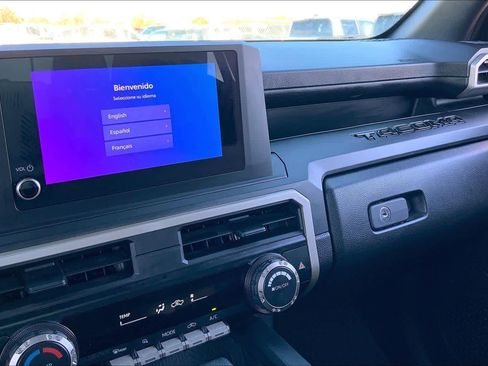 Used 2024 Toyota Tacoma SR image 34