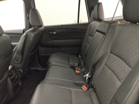 Used 2021 Honda Passport EX-L image 18