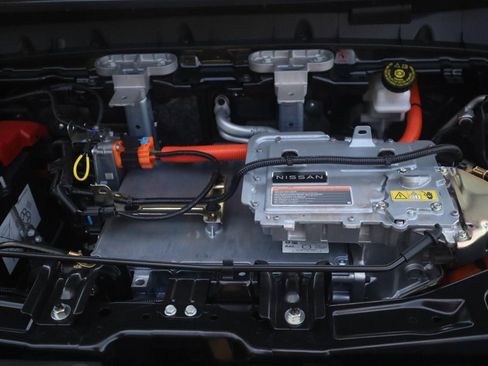 New 2026 Nissan Leaf SV+ w/ Floor Mat Package (SV+) FWD image 22