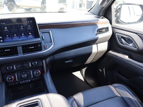 Used 2022 Chevrolet Tahoe High Country AWD/4WD image 15