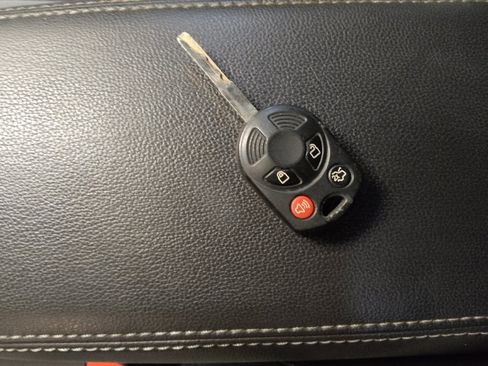 Used 2017 Ford Escape SE w/ Equipment Group 201A image 32