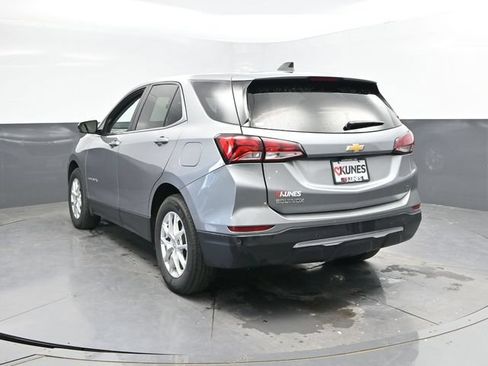 Used 2024 Chevrolet Equinox LT FWD image 10