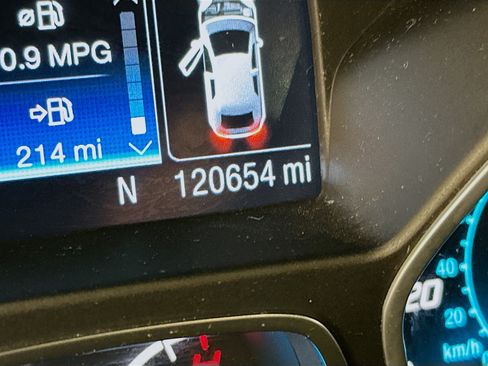 Used 2016 Ford Escape Titanium AWD/4WD image 19