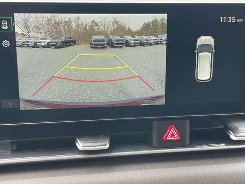 New 2026 Kia Carnival EX image 6