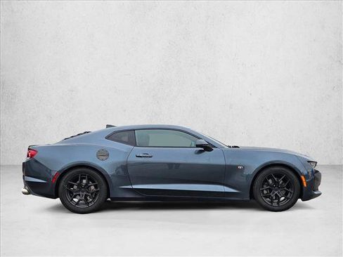 Used 2020 Chevrolet Camaro LT RWD image 4