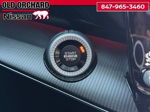 Used 2023 Jeep Grand Wagoneer Series II AWD/4WD image 19