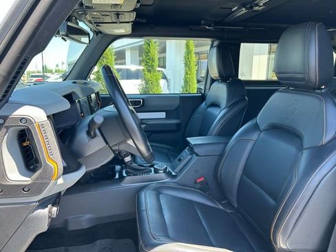 Used 2023 Ford Bronco Badlands AWD/4WD image 3