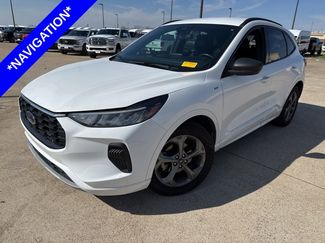 Used 2023 Ford Escape ST-Line video 1