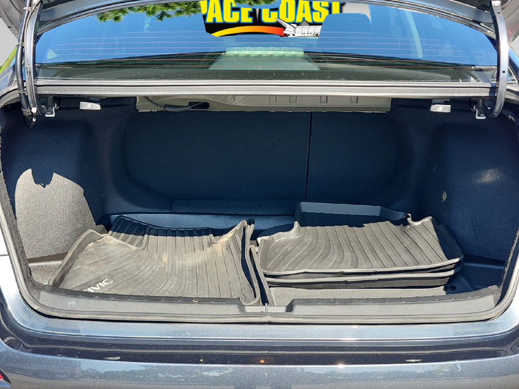 Used 2024 Honda Civic Touring image 16