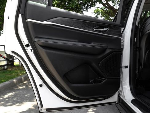 Used 2023 Jeep Grand Cherokee L Limited w/ Black Appearance Package RWD image 58