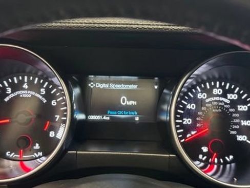 Used 2022 Ford Mustang GT Premium w/ Black Accent Package RWD image 18