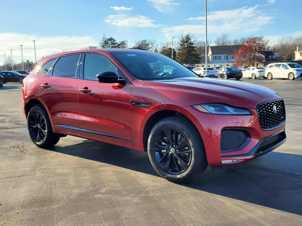 Used 2024 Jaguar F-PACE R-Dynamic S AWD/4WD image 2