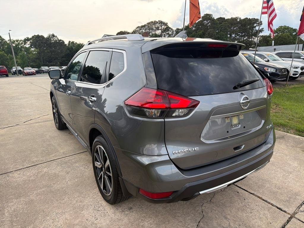 Used 2018 Nissan Rogue SL w/ Premium Package AWD/4WD image 11