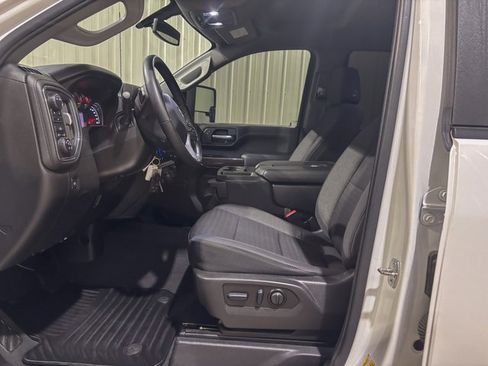 Used 2023 Chevrolet Silverado 2500 LT image 15