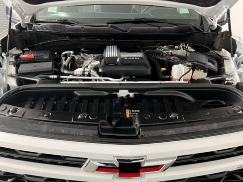 Used 2024 Chevrolet Silverado 1500 ZR2 w/ ZR2 Bison Edition AWD/4WD image 30