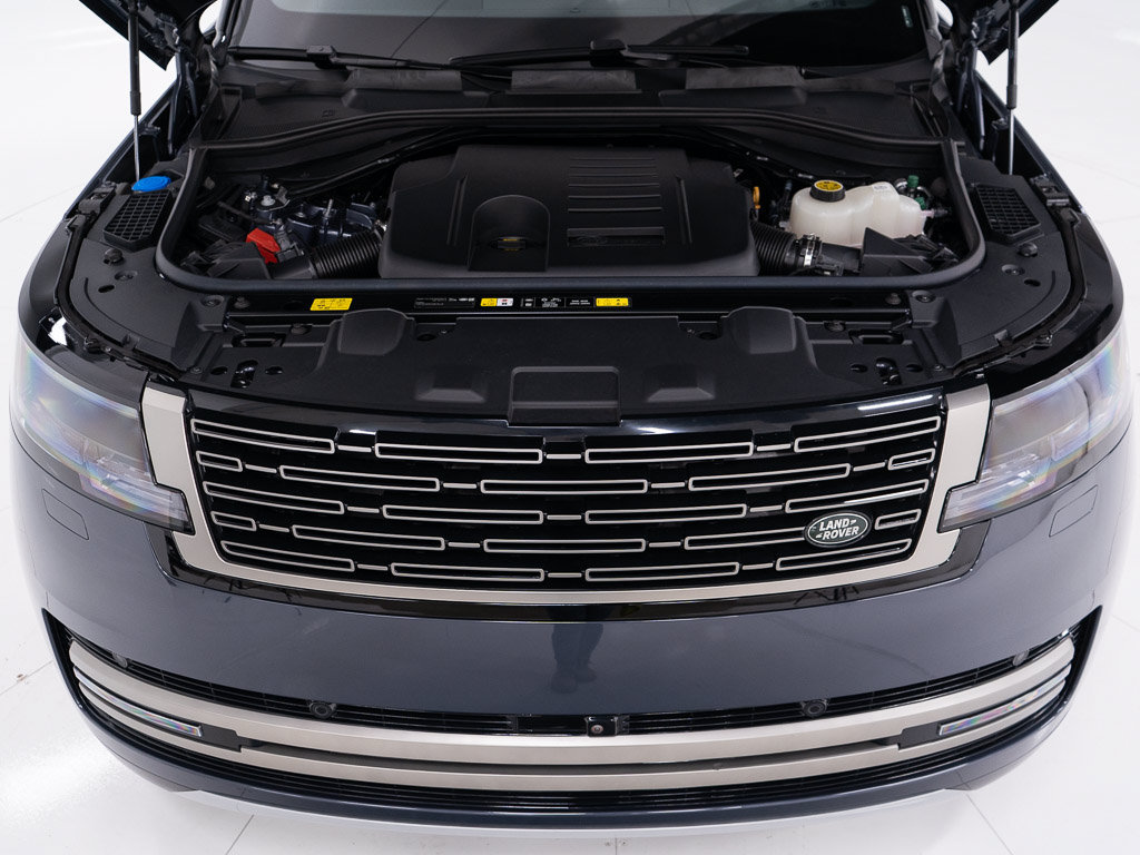 Used 2026 Land Rover Range Rover SE AWD/4WD image 45