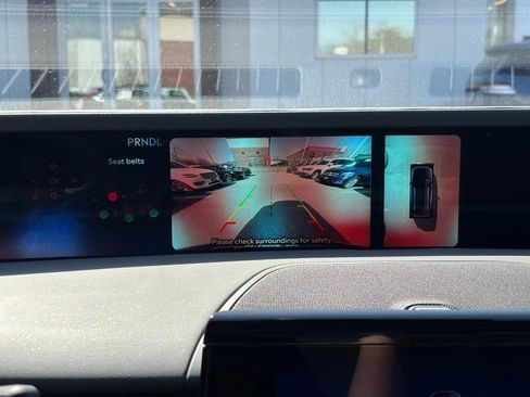 Used 2024 Lincoln Nautilus Reserve w/ Equipment Group 203A image 21