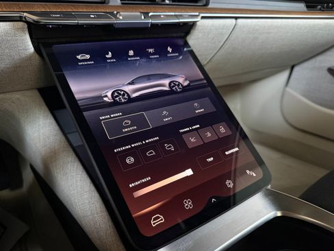 Used 2022 Lucid Air Grand Touring AWD/4WD image 23