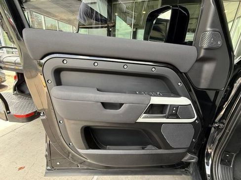 Used 2023 Land Rover Defender 110 S AWD/4WD image 12