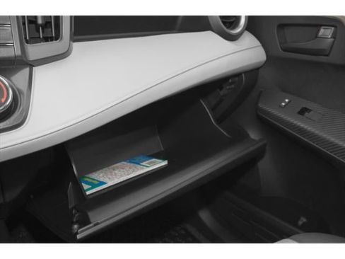 Used 2015 Toyota RAV4 XLE image 16