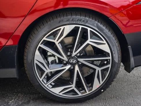 Certified 2025 Hyundai Ioniq 6 SEL image 11