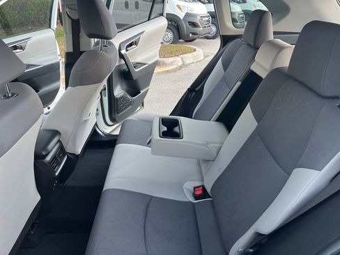 Used 2019 Toyota RAV4 XLE image 25