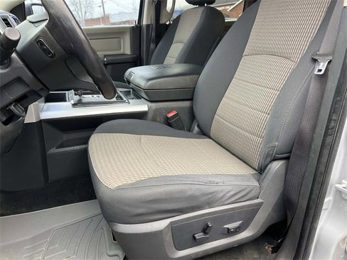 Used 2012 RAM 1500 Big Horn w/ Luxury Group image 33