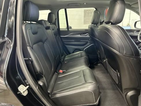 Used 2023 Jeep Grand Cherokee 4WD 4xe image 18