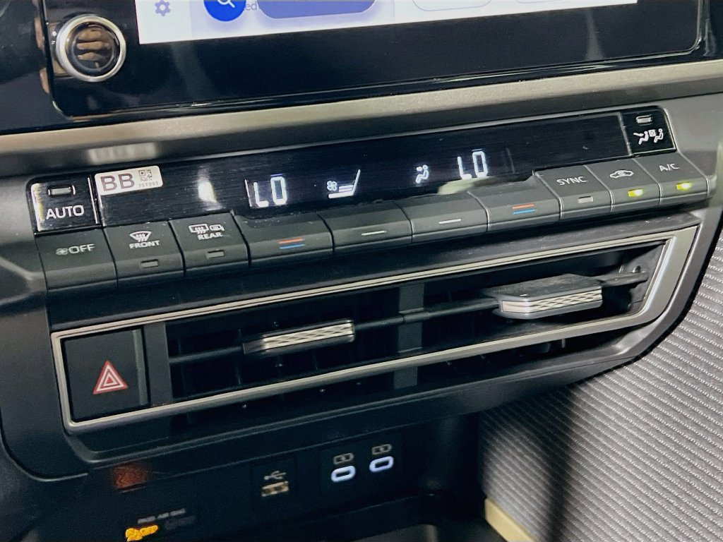 Certified 2026 Toyota Camry SE FWD image 14