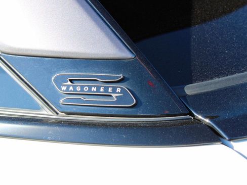 Used 2024 Jeep Wagoneer Launch Edition image 9